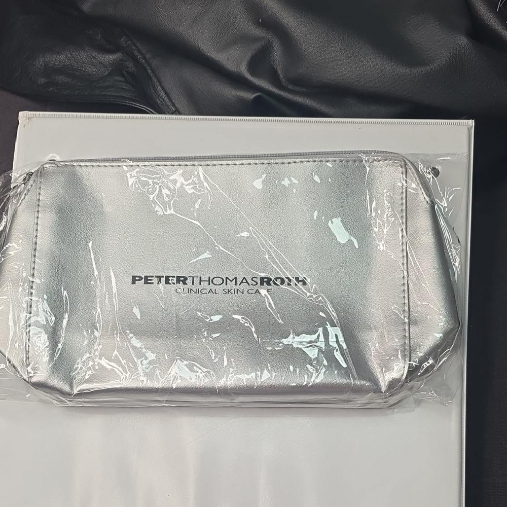Peter Thomas Roth Shiny Silver Toiletry Bag